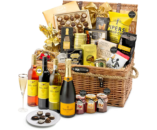 Kew Gift Hamper With Veuve Clicquot Champagne